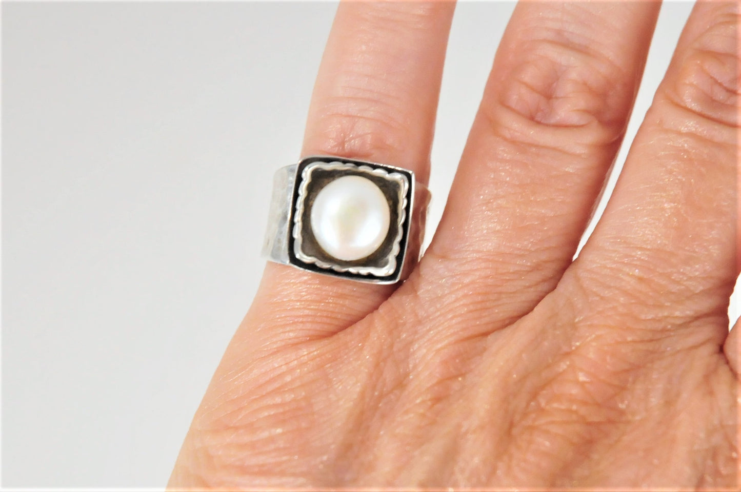 Silpada Sterling Silver Pearl Ring