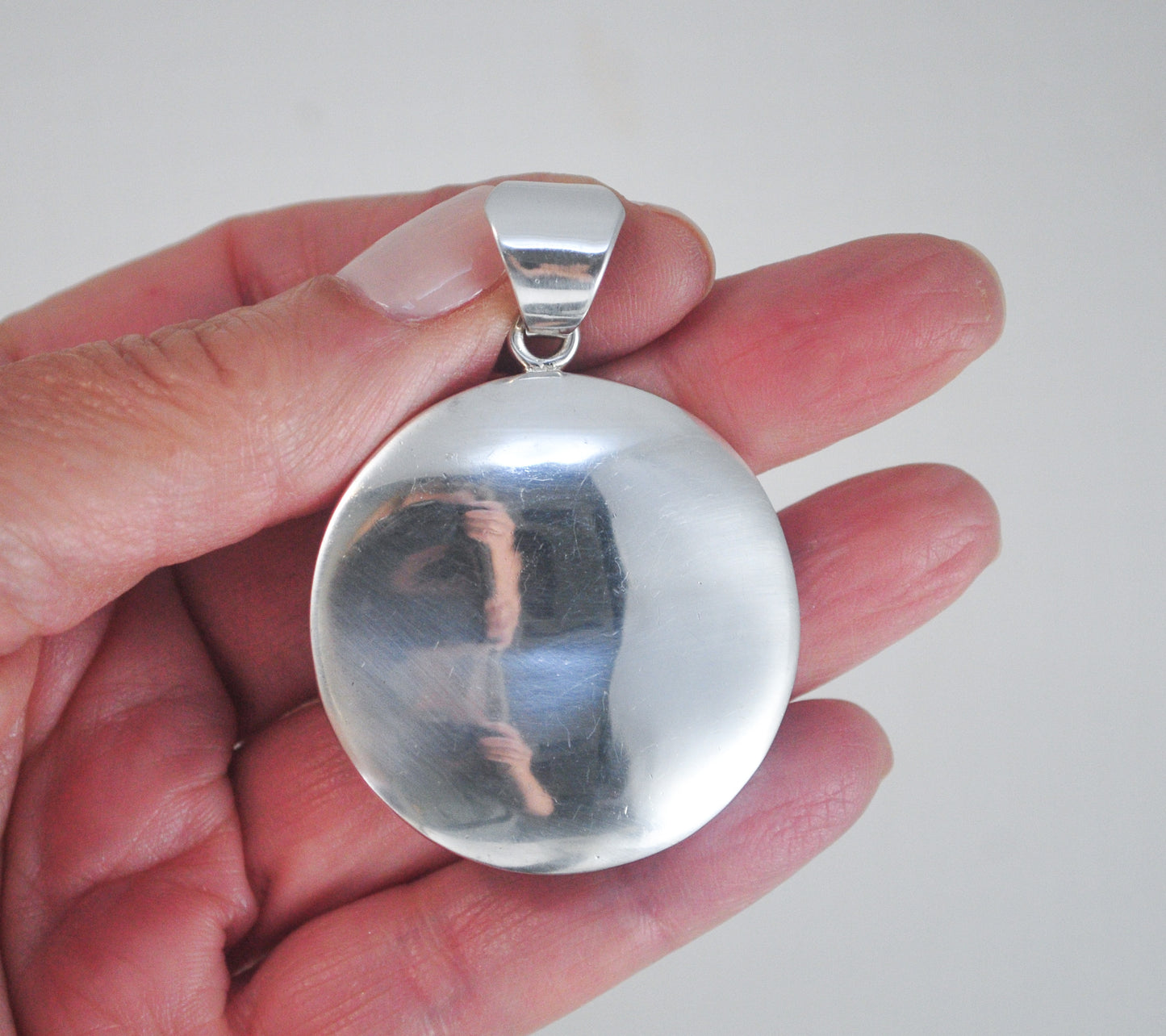 Silpada Sterling Silver Round Wavy Disc Pendant