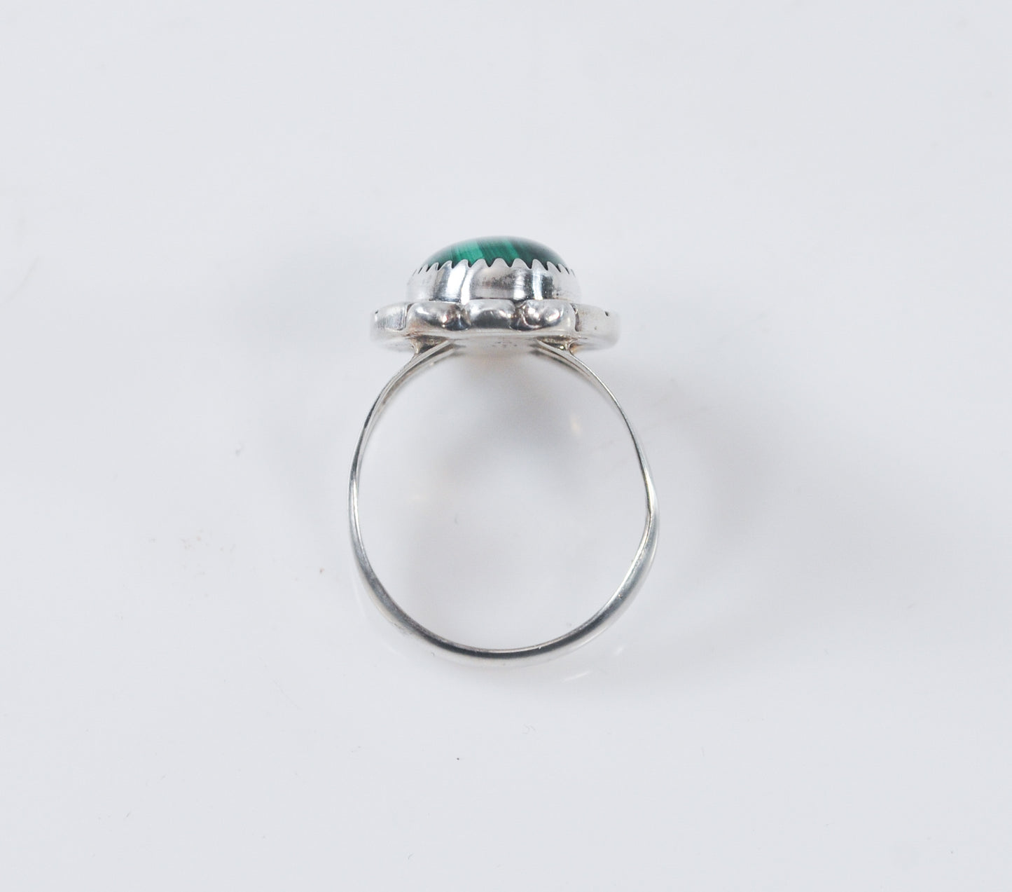 Vintage Native American Signed Sterling Silver Malachite Ring