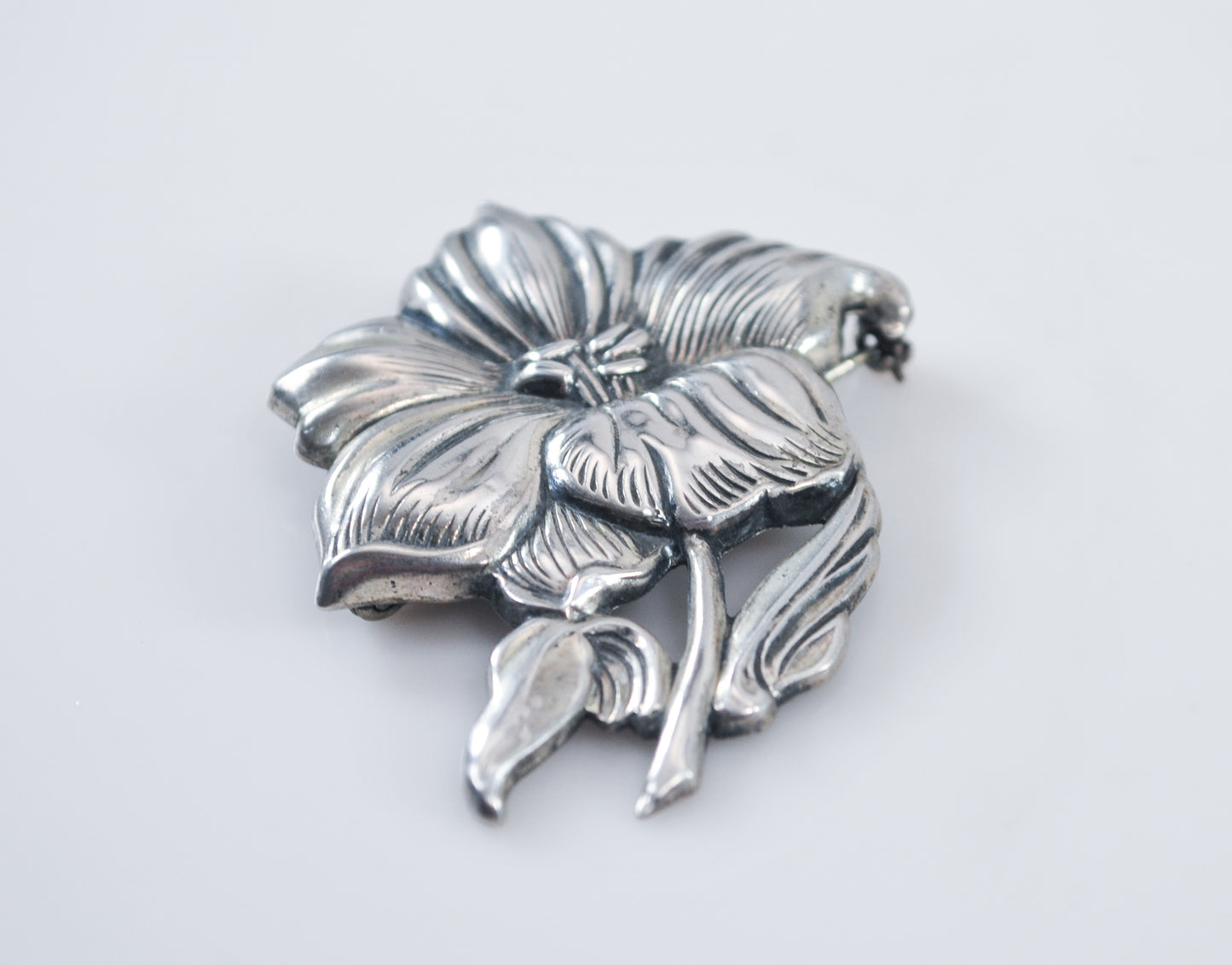 Vintage JewelArt Sterling Silver Flower Brooch