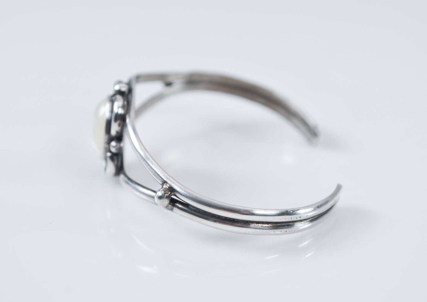 Native American Sterling Silver Mother of Pearl Cuff Bracelet