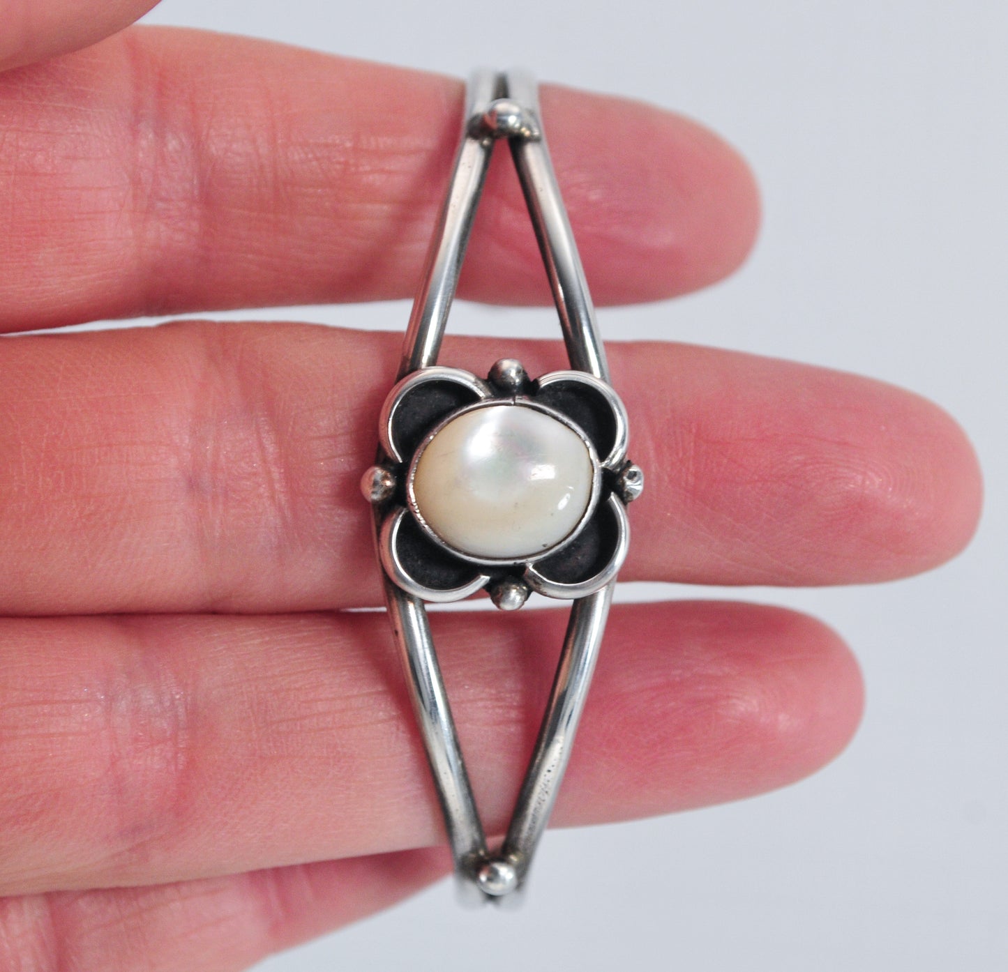 Native American Sterling Silver Mother of Pearl Cuff Bracelet