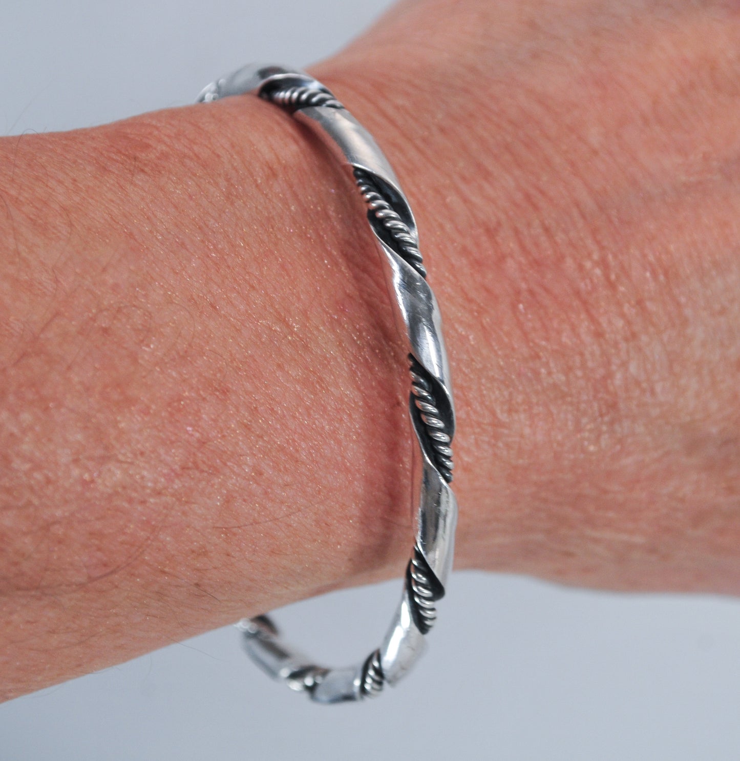 Vintage Southwestern Sterling Silver Twist Bangle Bracelet