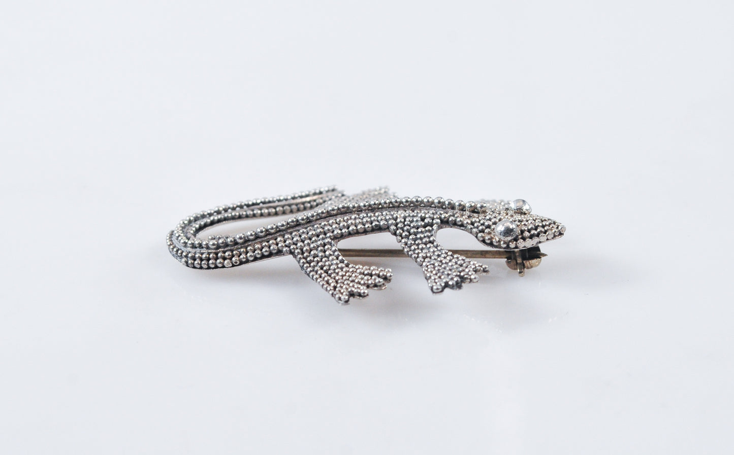 Pebbled Sterling Silver Lizard Brooch