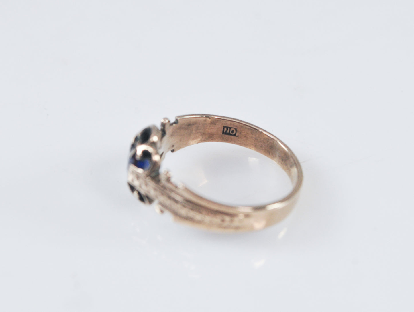 Antique Gold Sapphire Ring