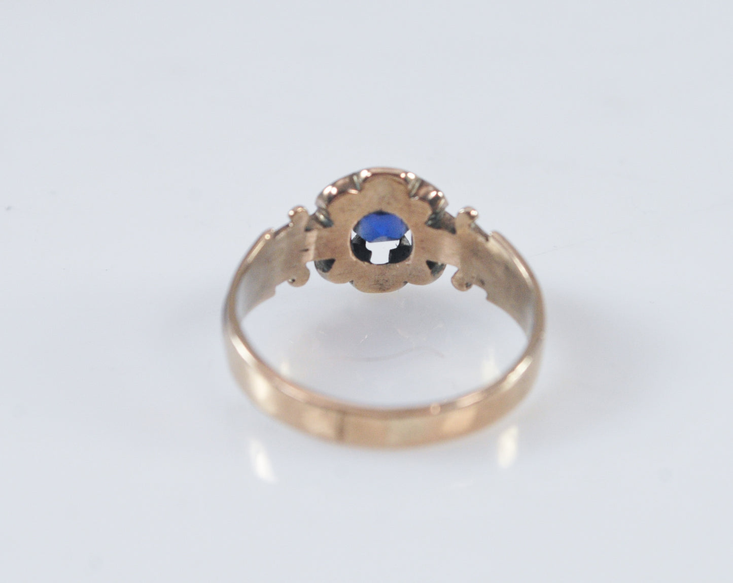 Antique Gold Sapphire Ring