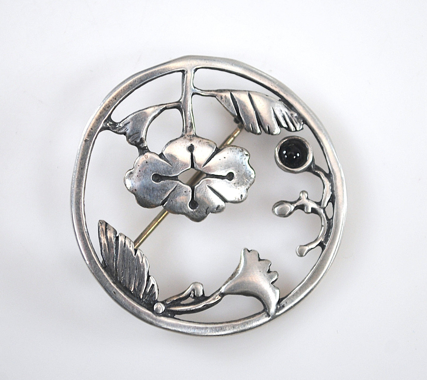 TRADES 925 Sterling Silver Round Flower Brooch Pendant