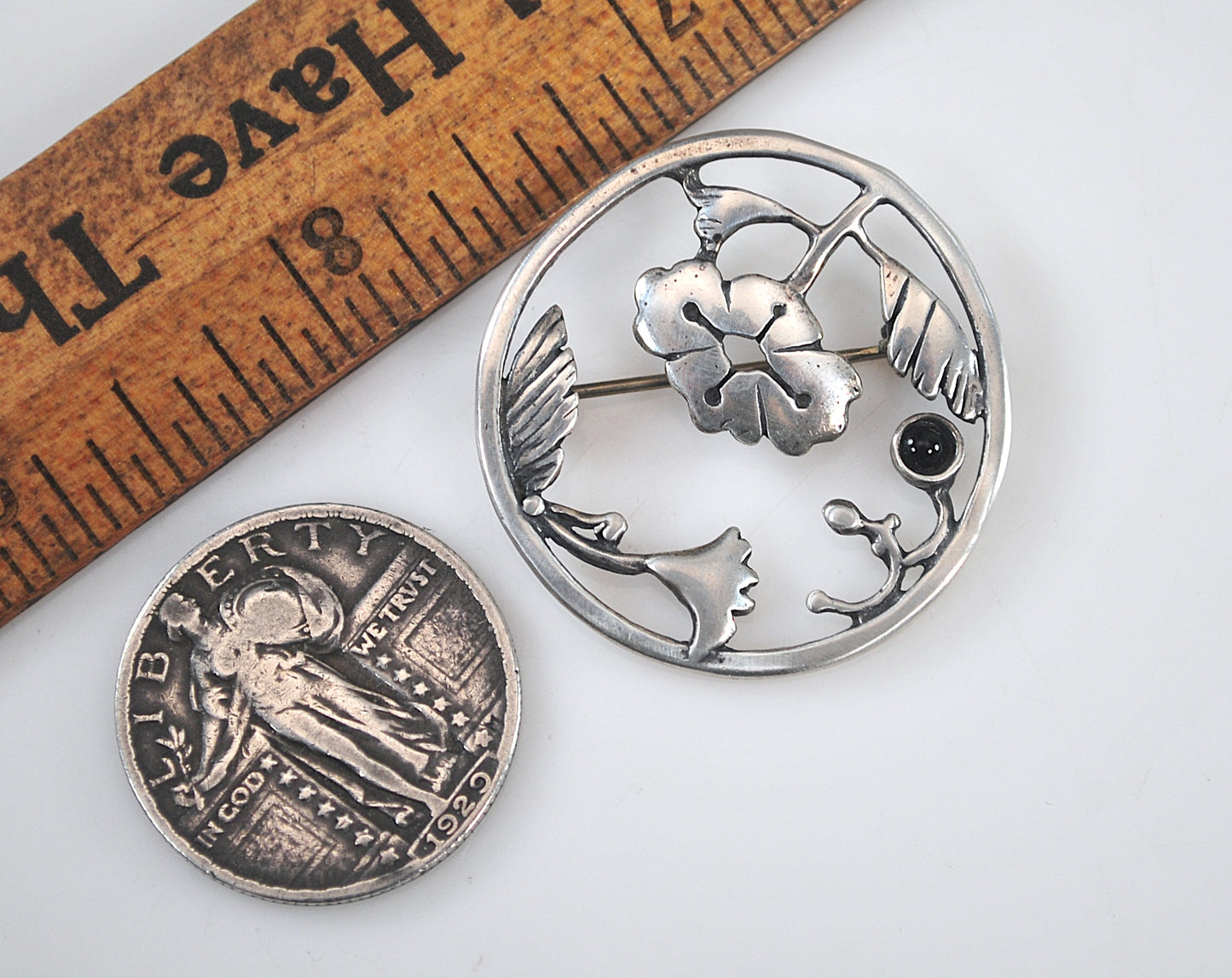 TRADES 925 Sterling Silver Round Flower Brooch Pendant