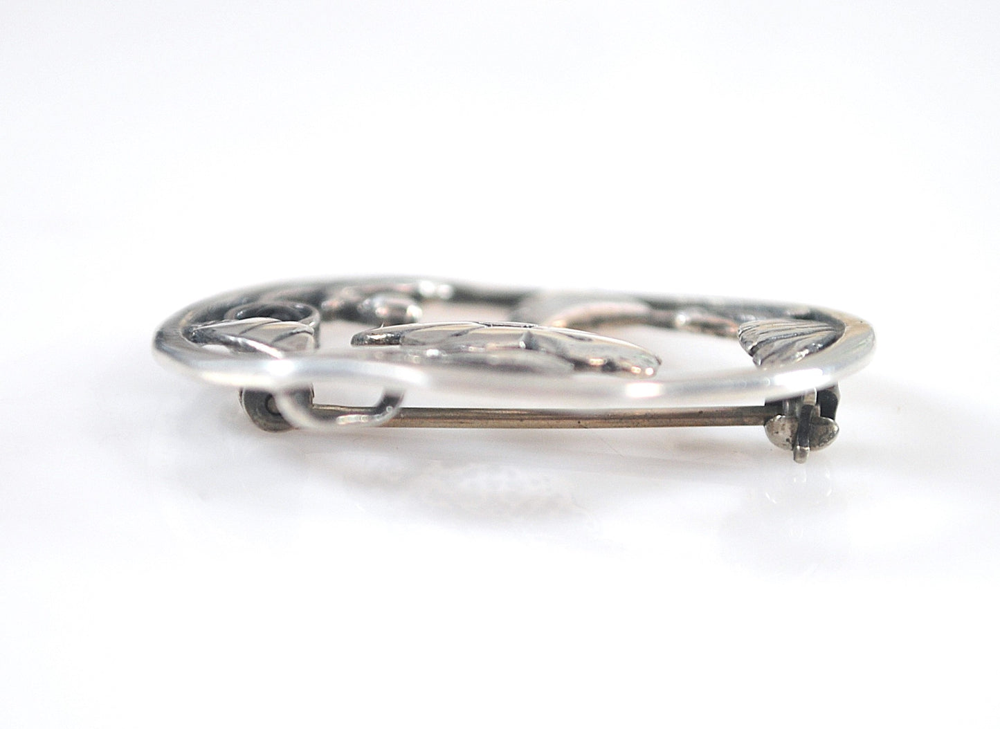 TRADES 925 Sterling Silver Round Flower Brooch Pendant