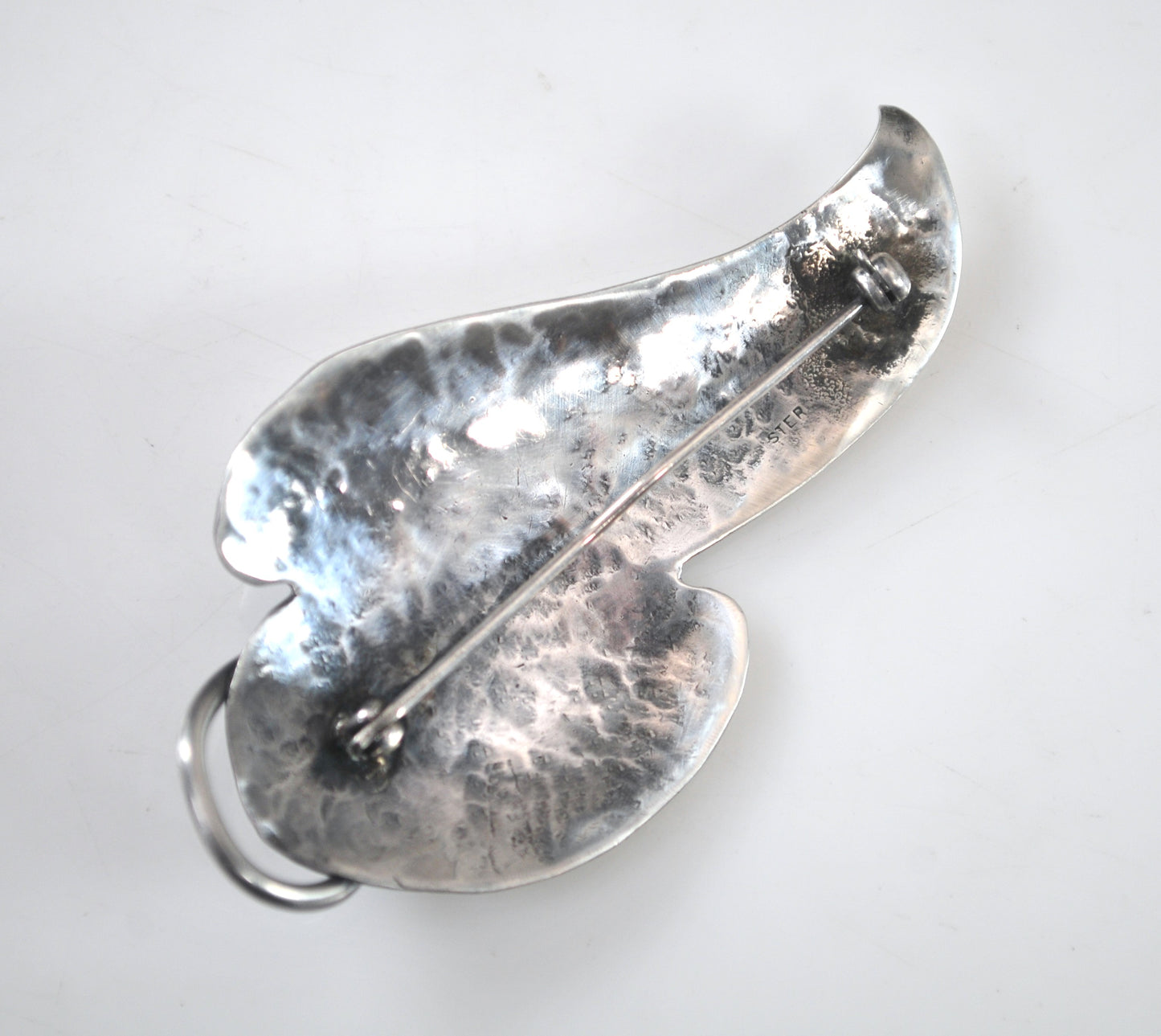 Vintage 925 Sterling Silver Leaf Brooch