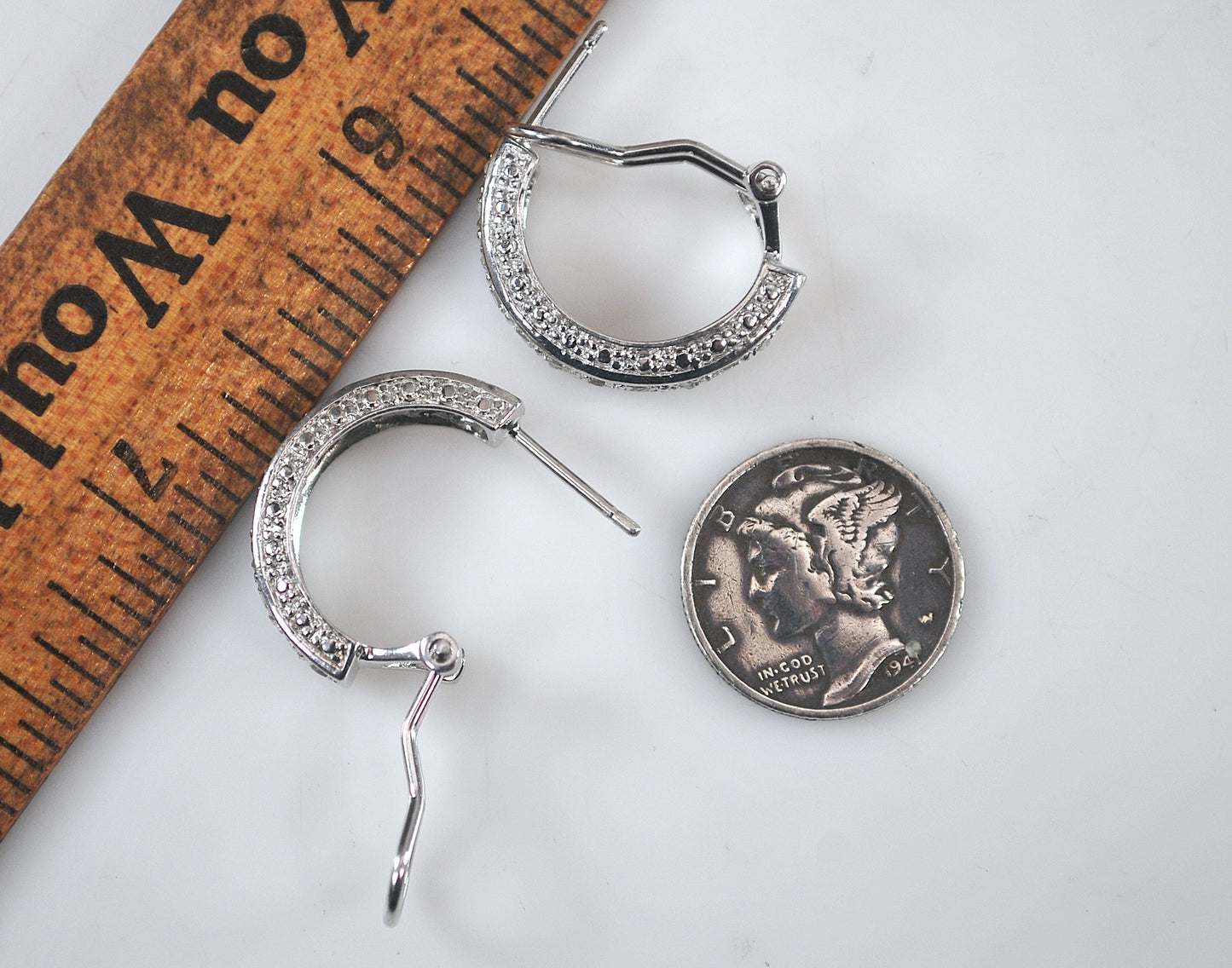 Missing Stones - DBJ Sterling Silver Genuine Diamond Hoop Earrings