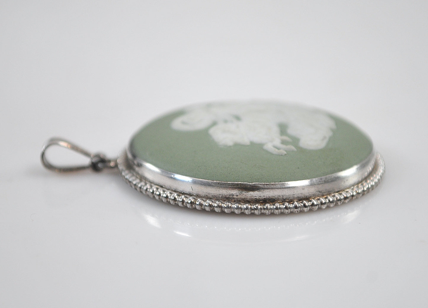 Vintage Wedgwood Sterling Silver Green Jasperware Chariot Pendant