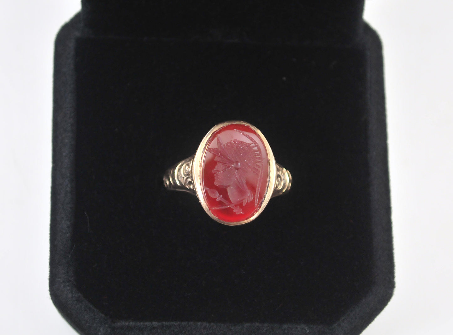 Antique 10K Gold Carnelian Intaglio Ring