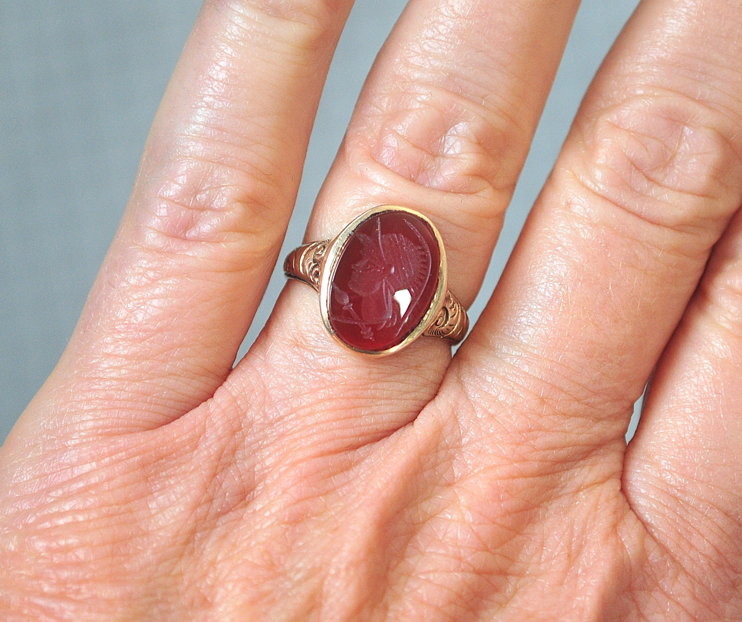 Antique 10K Gold Carnelian Intaglio Ring