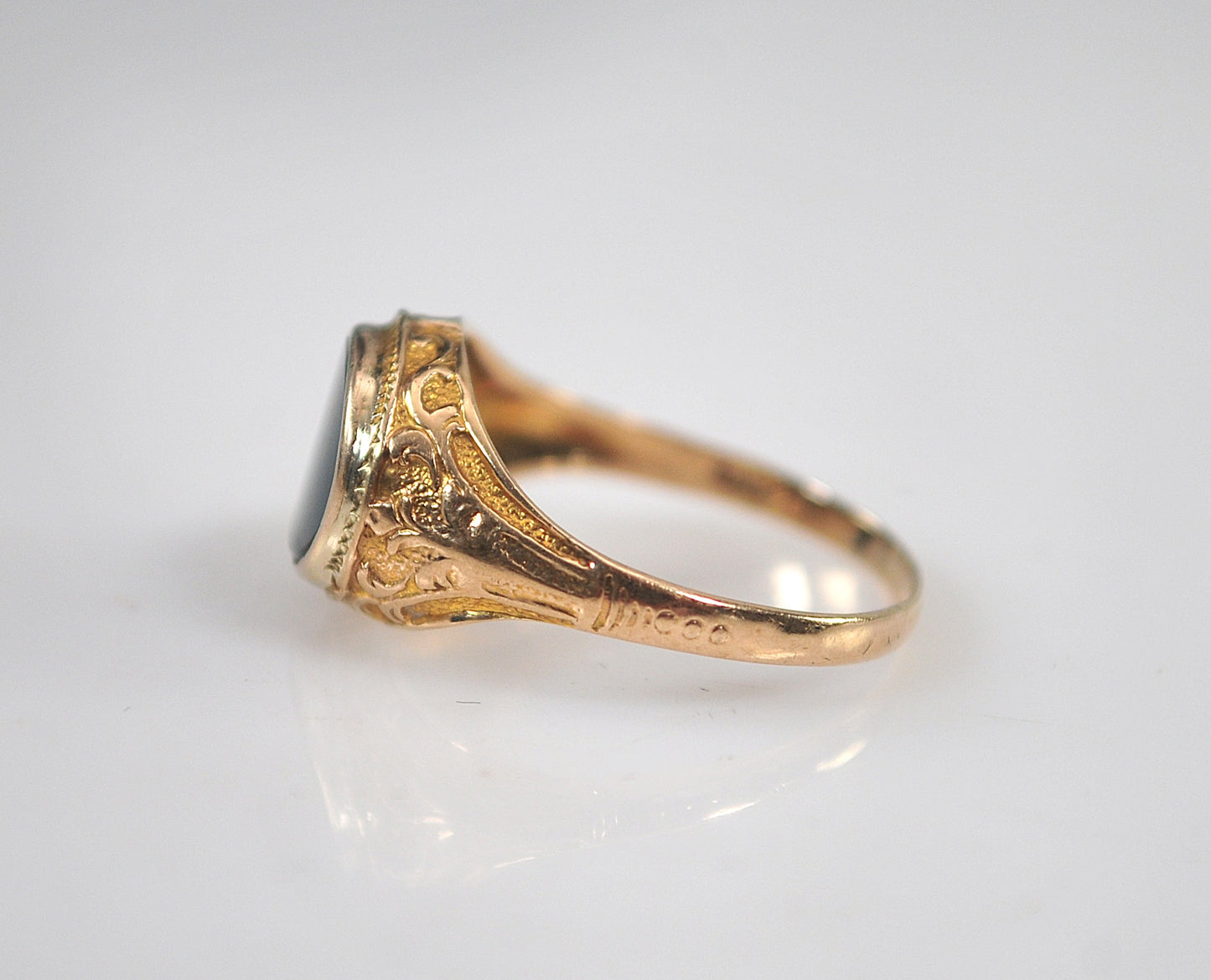 Antique 10K Bloodstone Ring