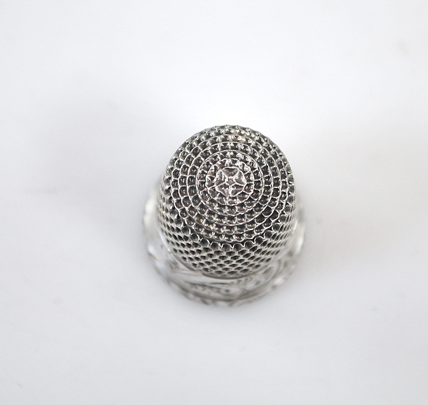 Antique Simons Brothers Sterling Silver Thimble