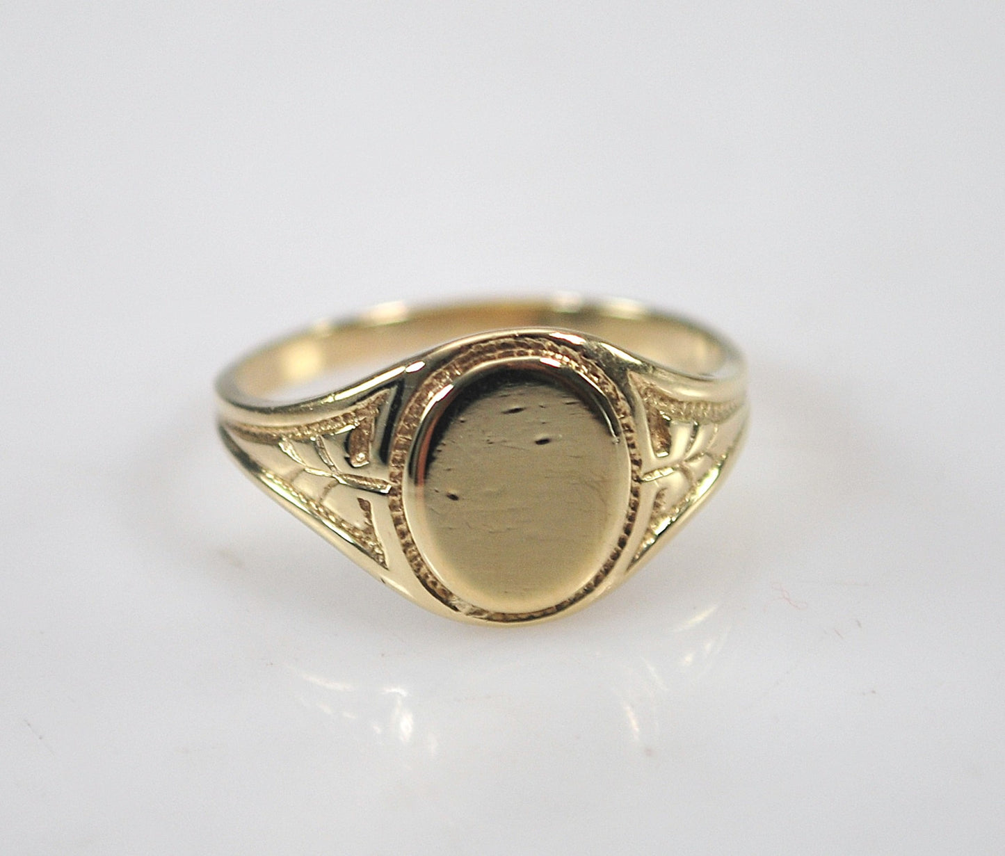 10K Gold Initial Ring