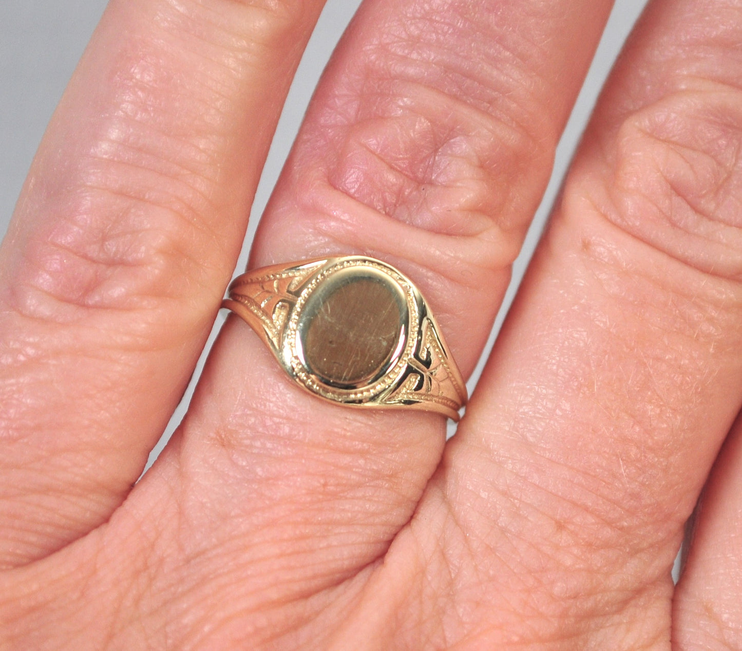 10K Gold Initial Ring