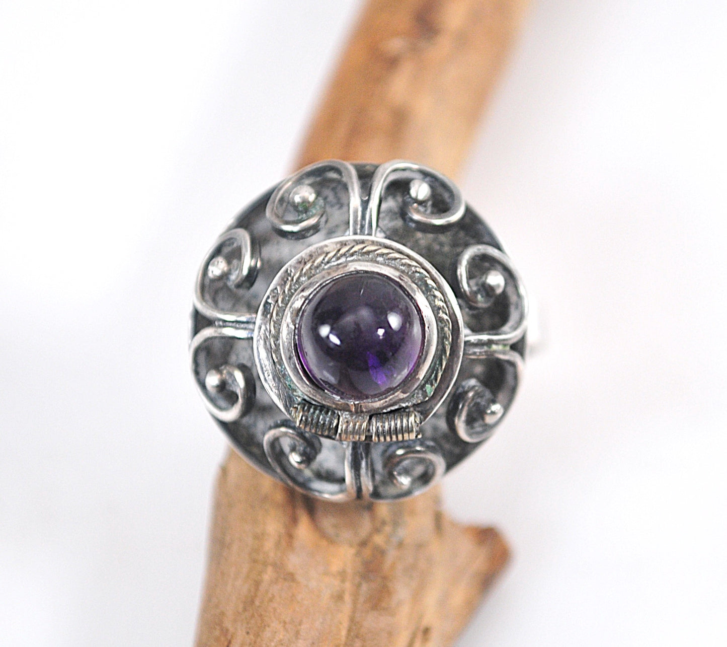 Old Mexico 925 Sterling Silver Amethyst Poison Ring