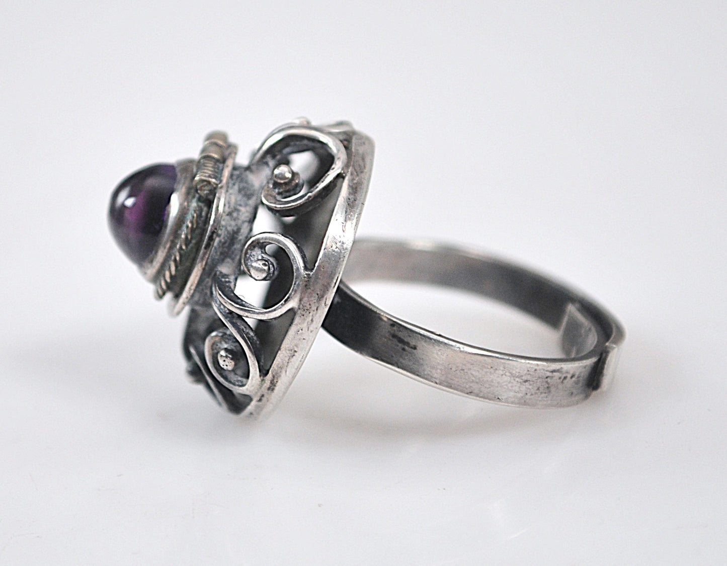 Old Mexico 925 Sterling Silver Amethyst Poison Ring