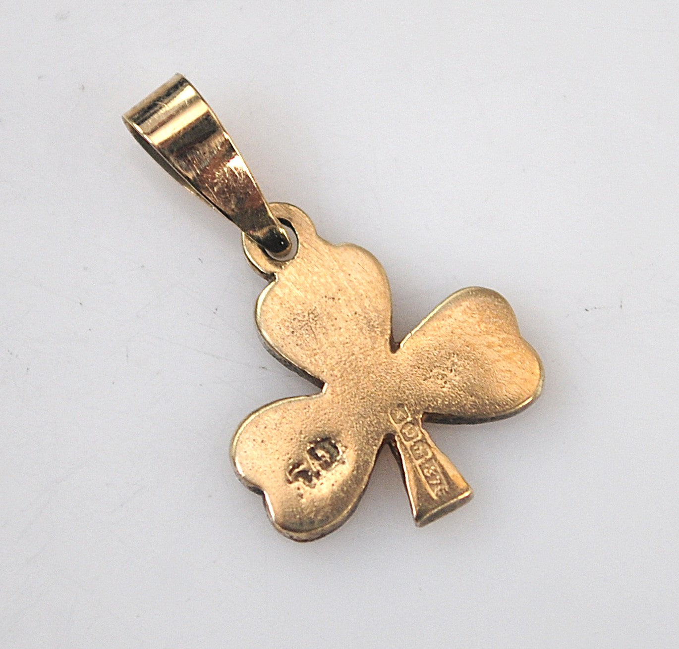 SMALL Vintage 9K Gold Connemara Marble Shamrock Pendant
