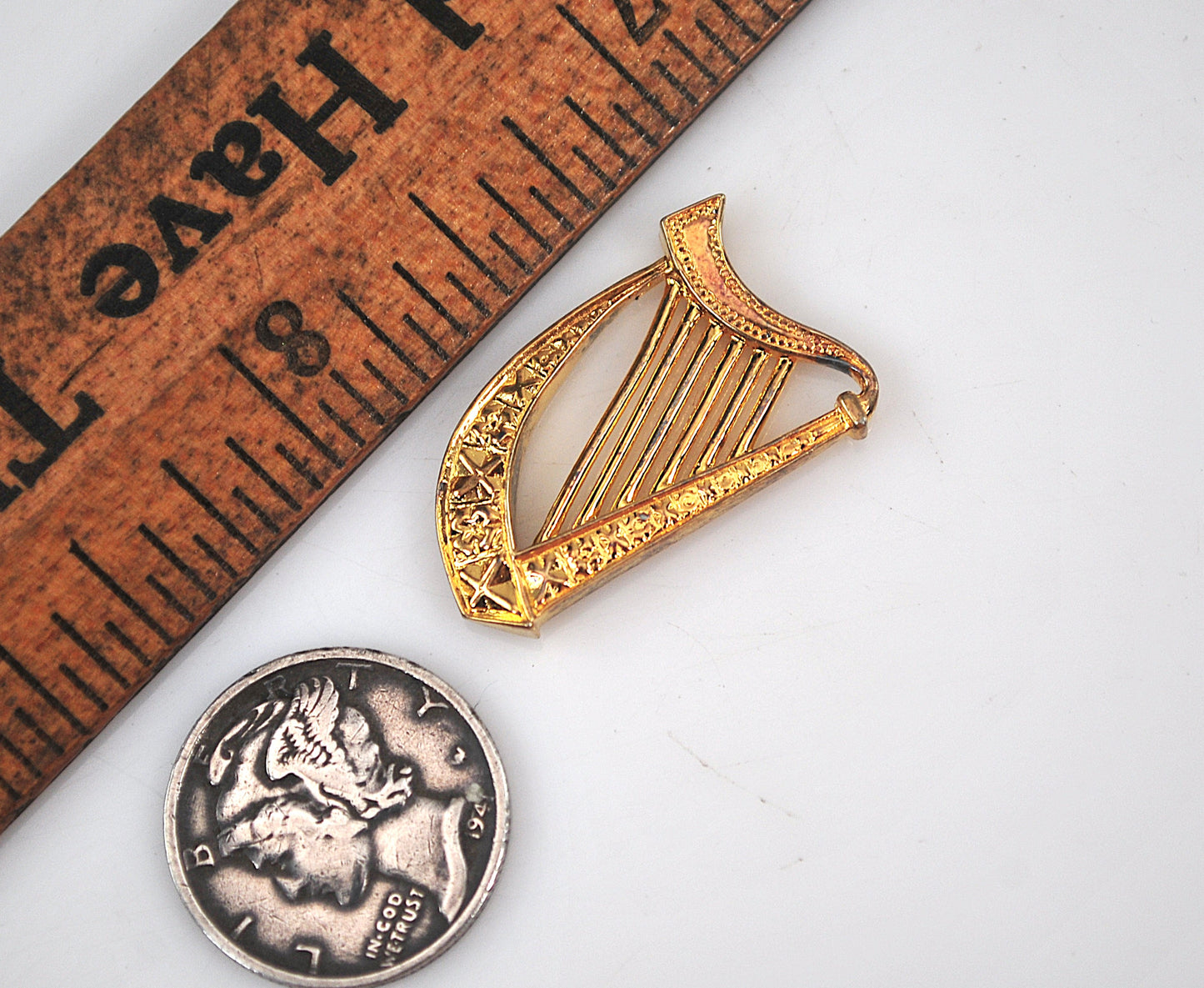 Franklin Mint 1982 Gold Over Sterling Harp Pendant