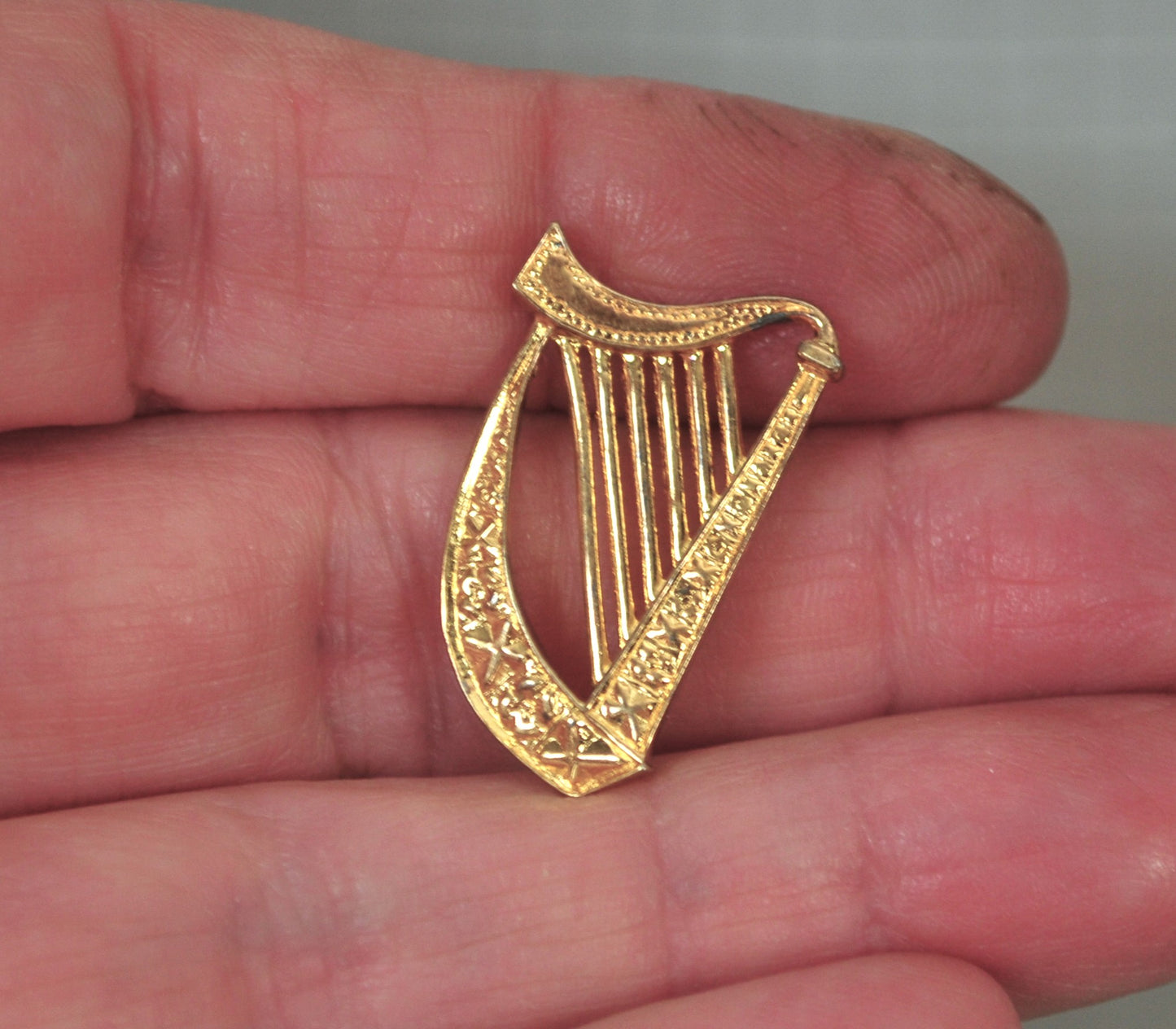 Franklin Mint 1982 Gold Over Sterling Harp Pendant