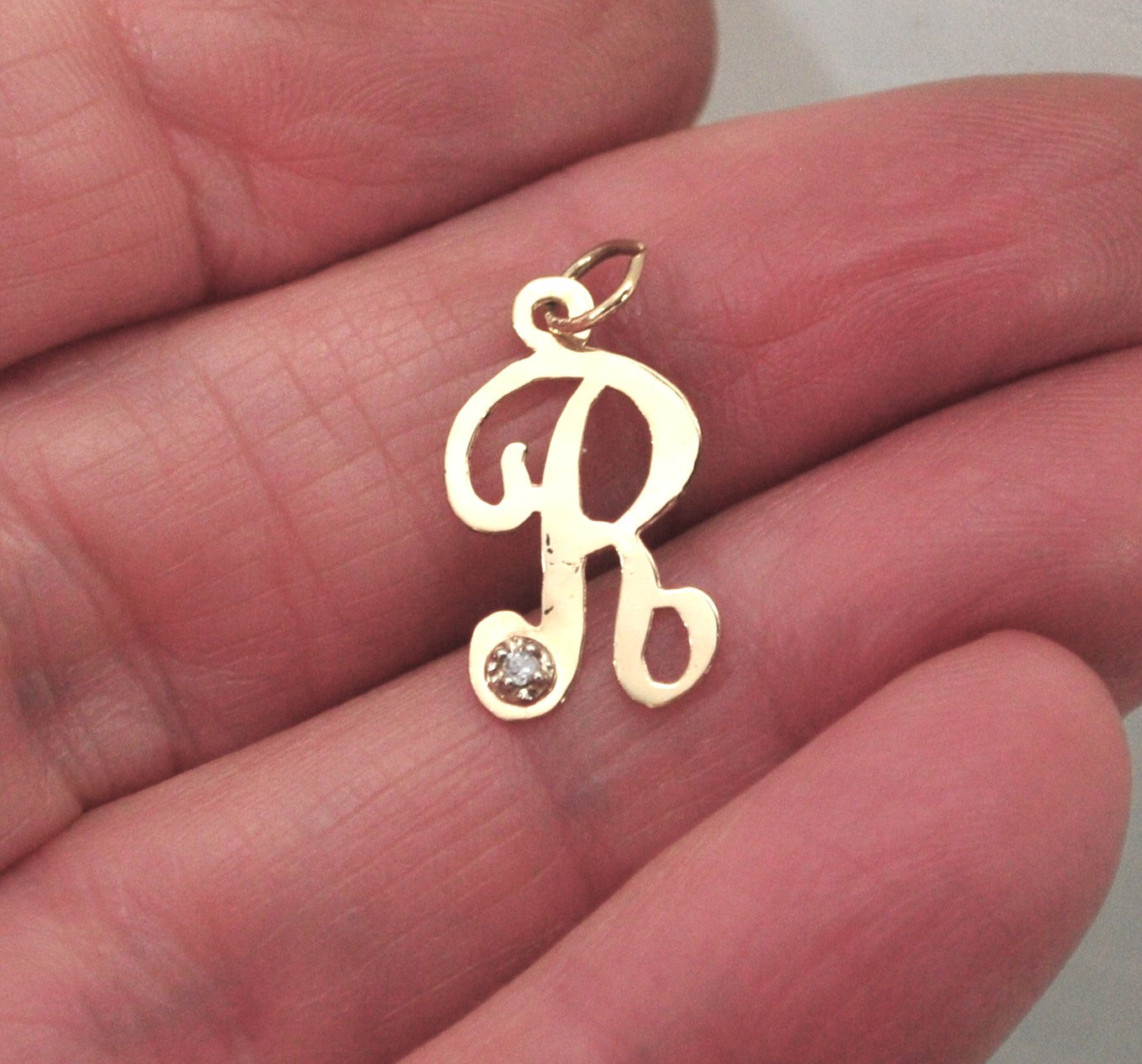14K Gold Initial R Pendant with Diamond