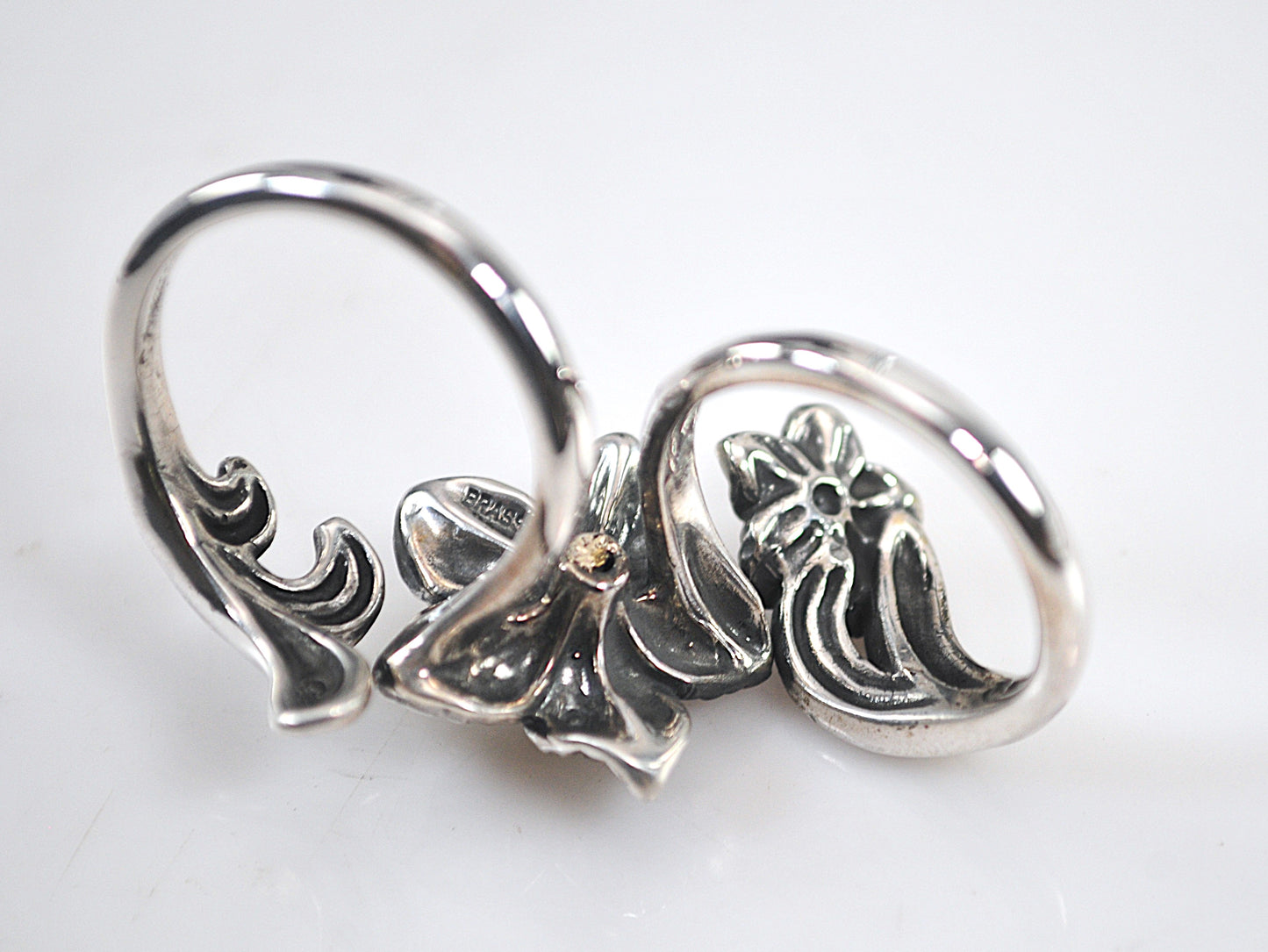 Relios Carolyn Pollack Double Finger Ring Sterling Silver