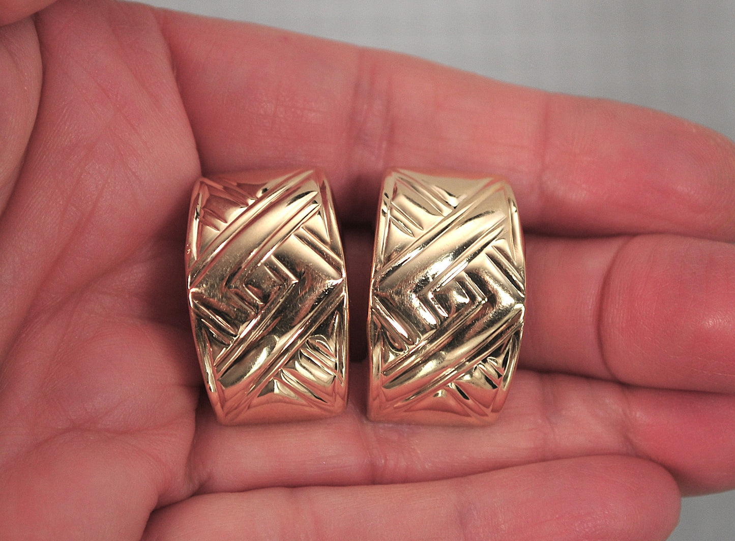 Chunky 14K Gold Geometric Omega Earrings