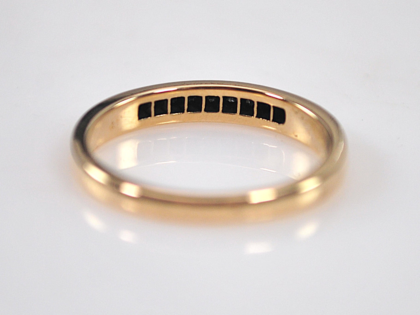 Vintage 14K Gold Diamond Band Ring