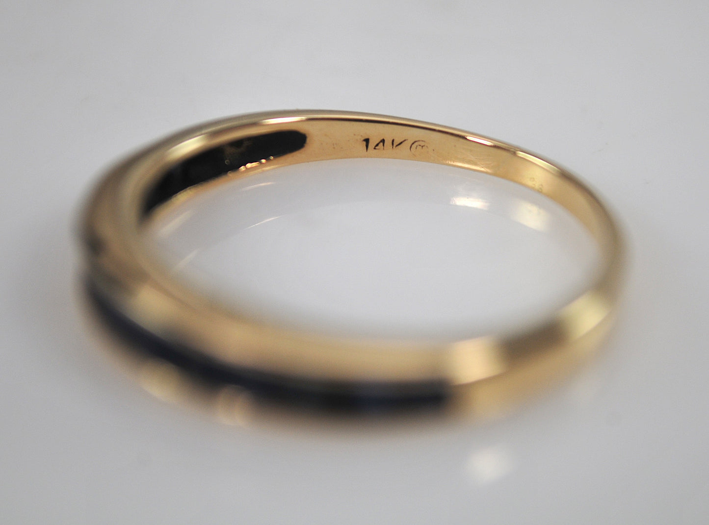 14K Gold Sapphire Band Ring