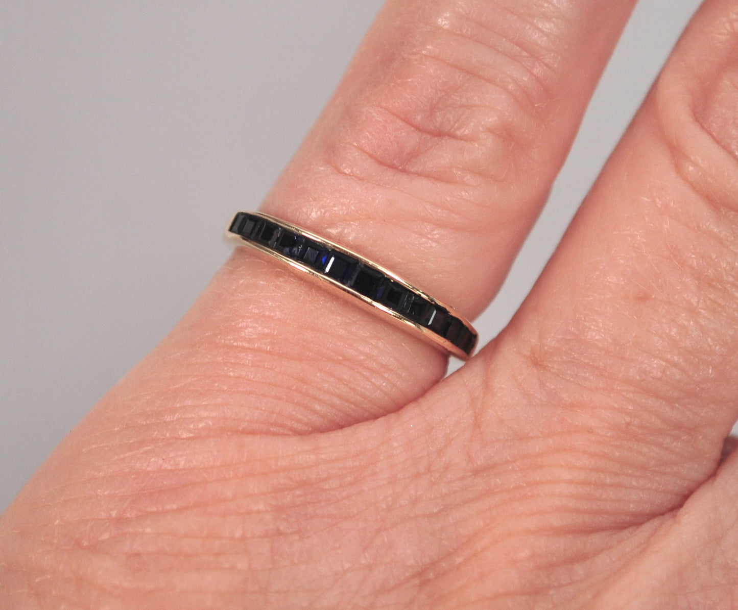 14K Gold Sapphire Band Ring