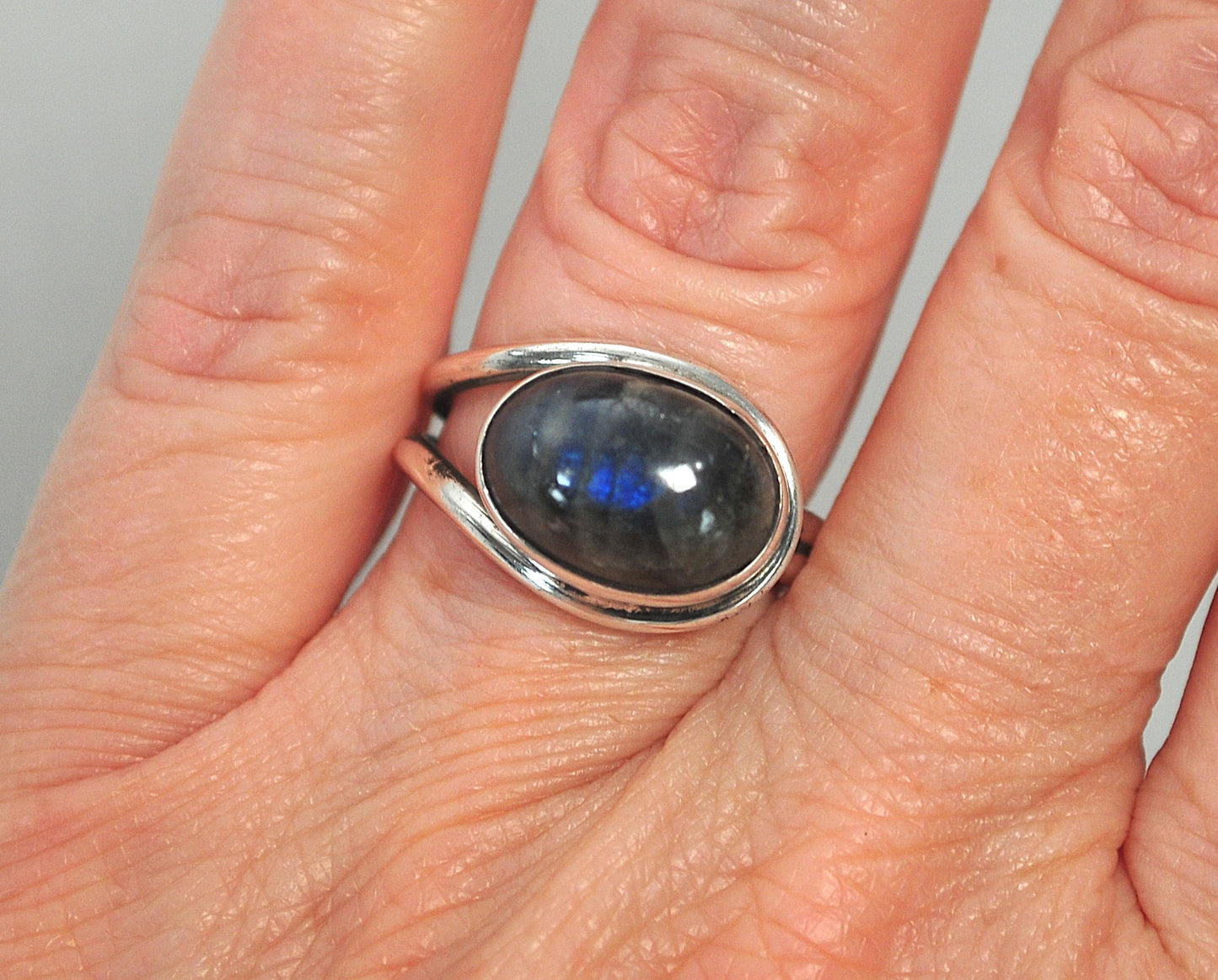 Labradorite Sterling Silver Ring