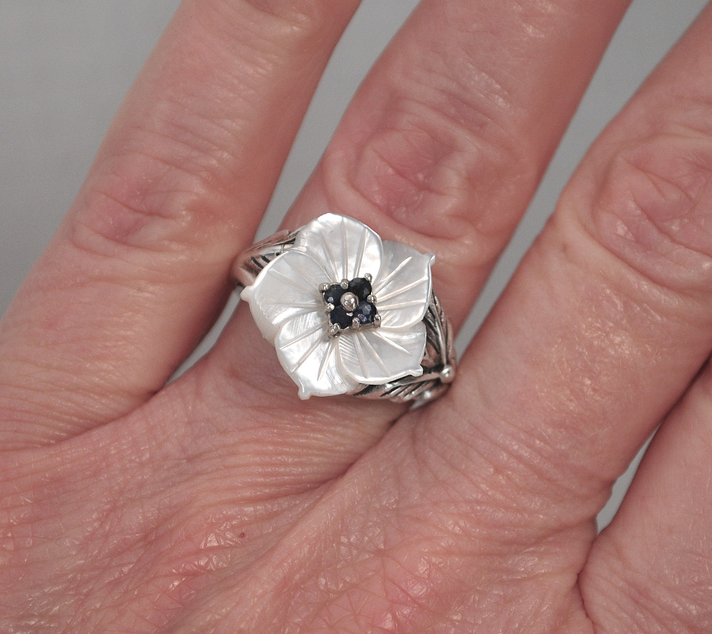 Lee Sands Sterling Silver Mother of Pearl Sapphire Flower Ring