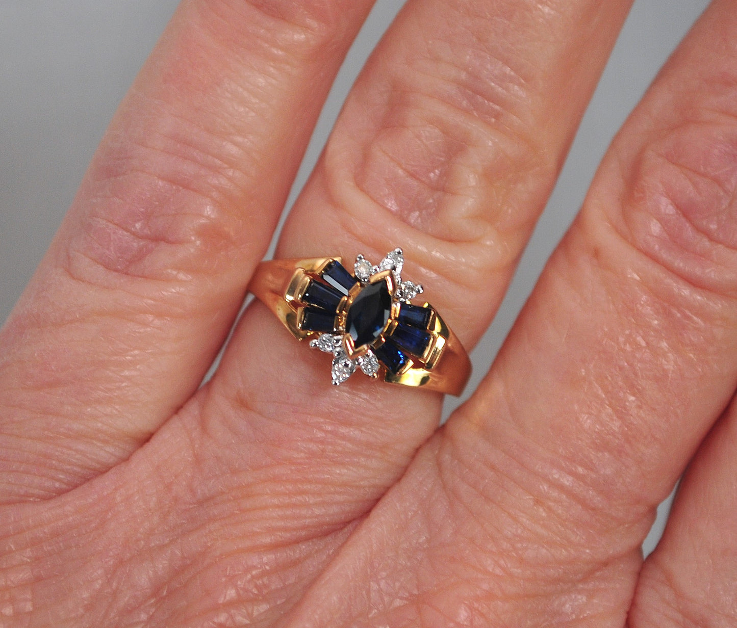 Designer 10K Gold Sapphire Diamond Ring