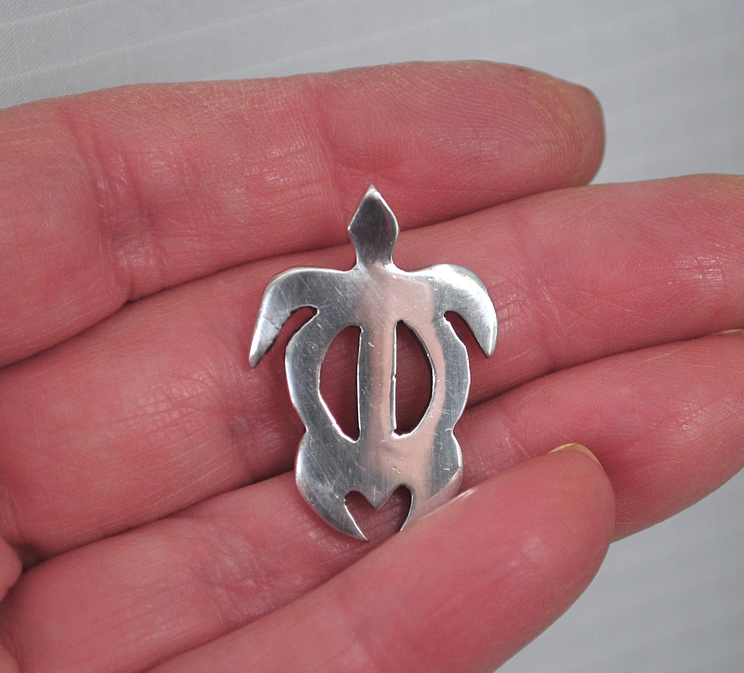 Sterling Silver Hawaiian Honu Sea Turtle Pendant