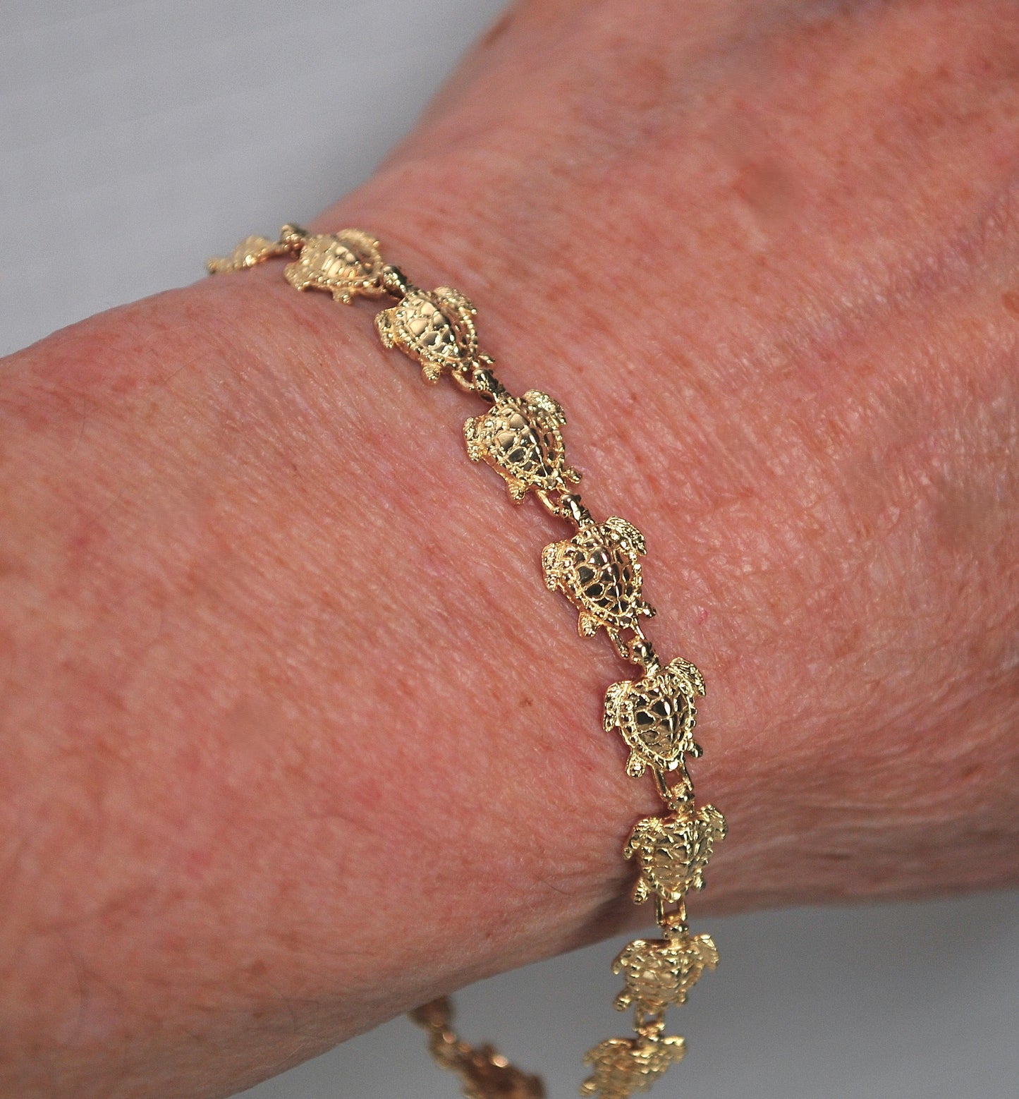 14K Gold Turtle Bracelet
