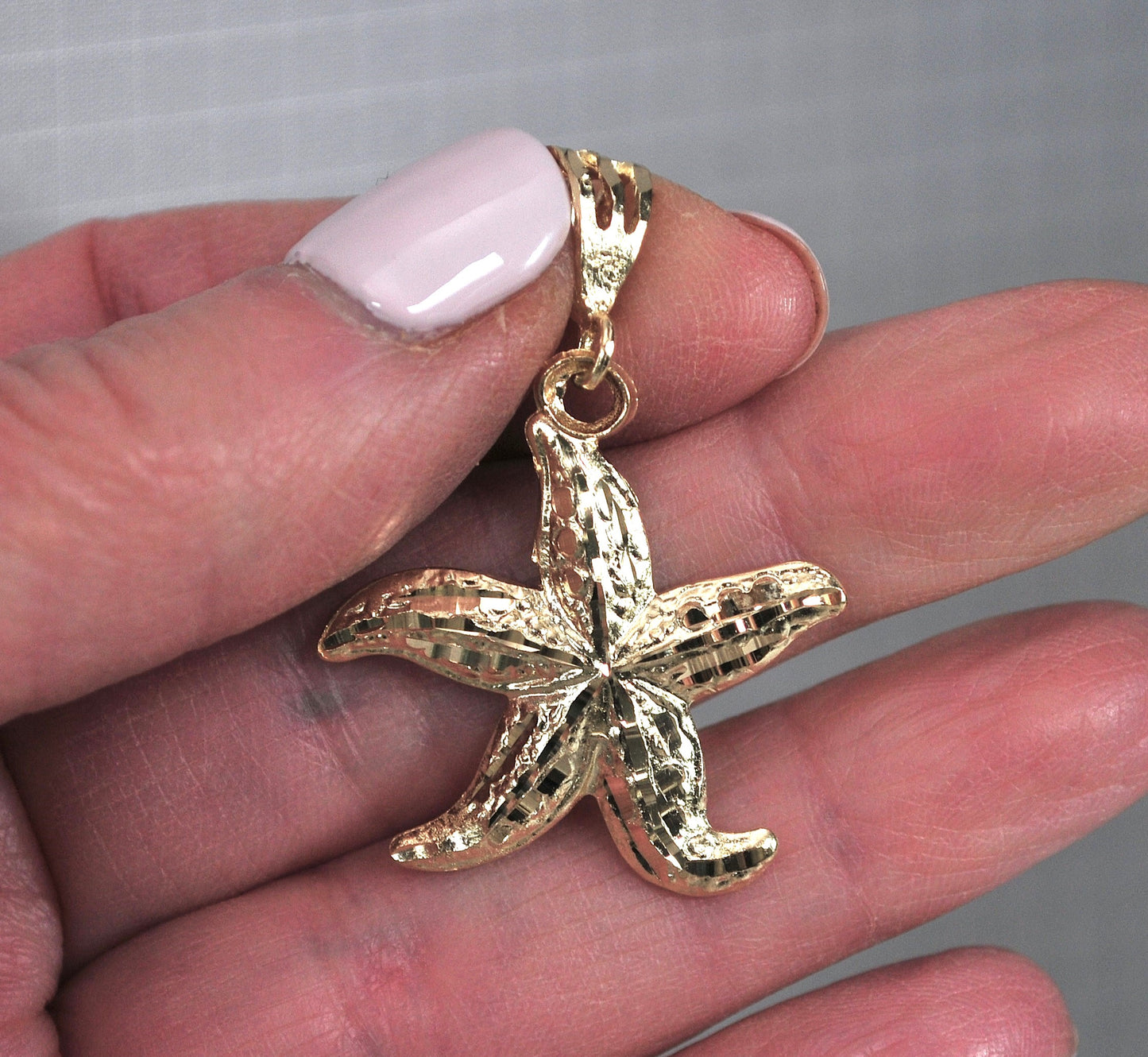 14K Gold Starfish Pendant