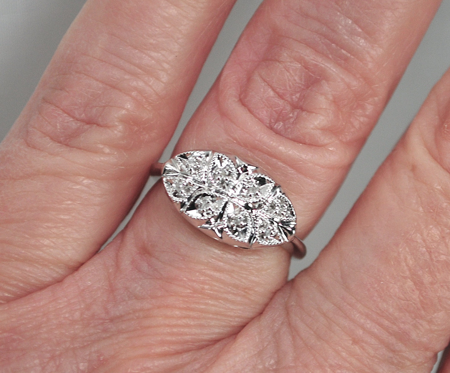 Vintage 14K White Gold 8 Diamond Ring