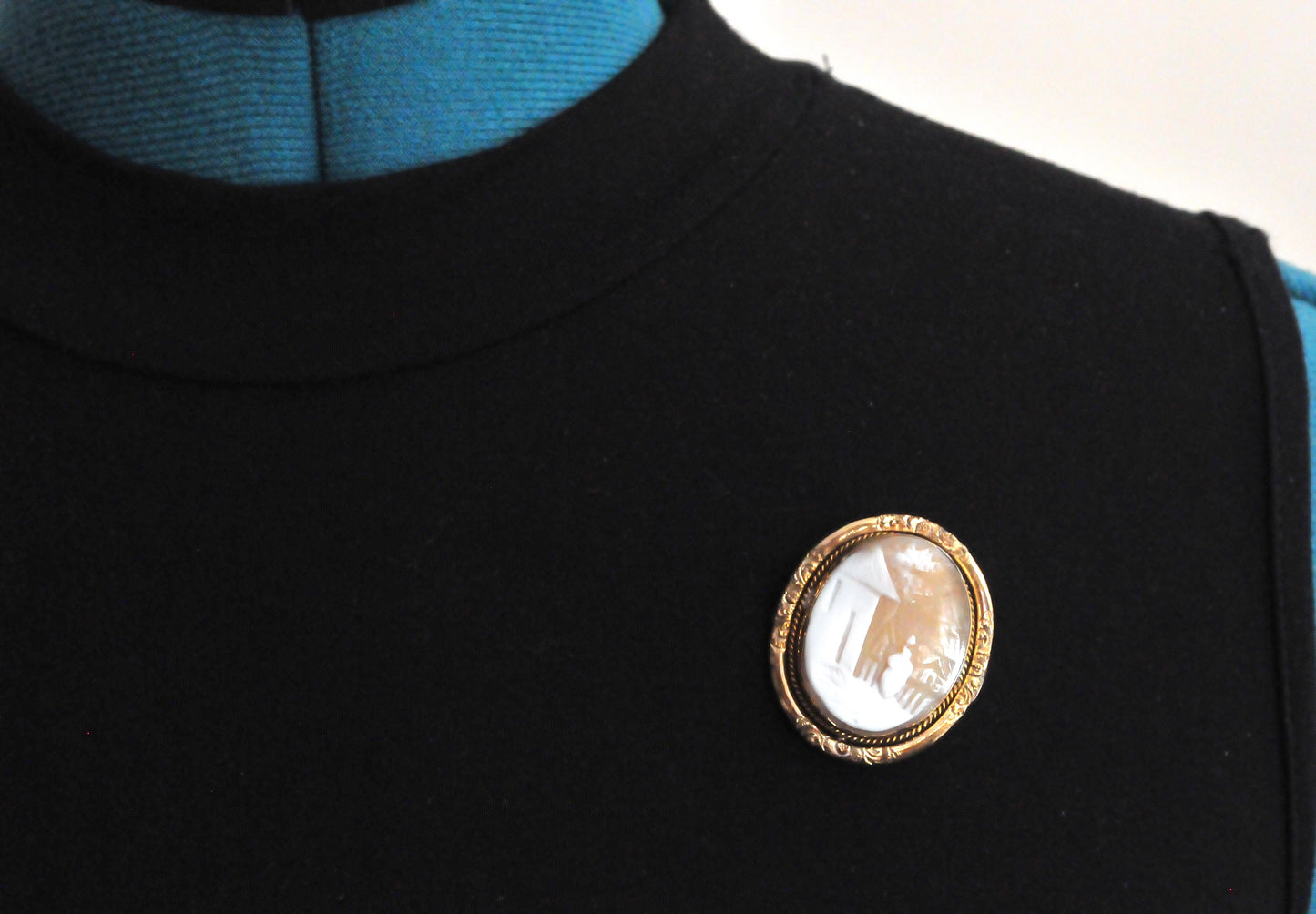 Antique Gold Filled Carved Scenic Carved Shell Cameo Brooch