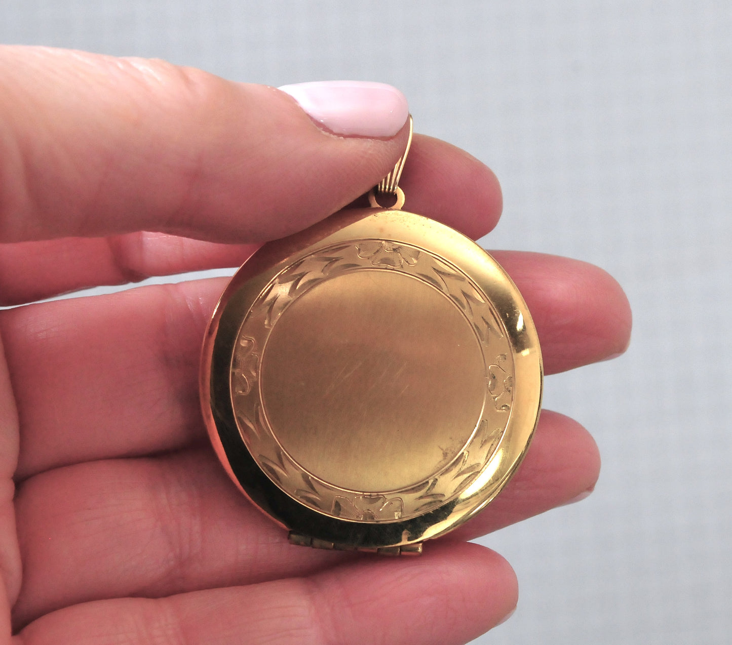 Large Vintage Hayward Gold Filled Locket