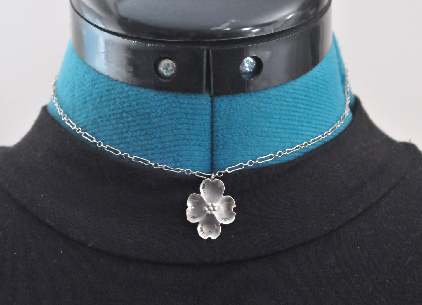 Vintage Sterling Silver Dogwood Flower Choker Necklace