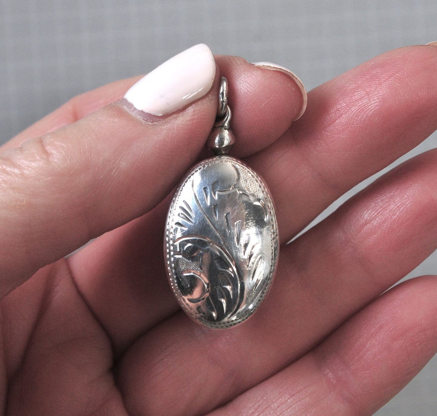 Vintage Sterling Silver Bright Cut Pendant