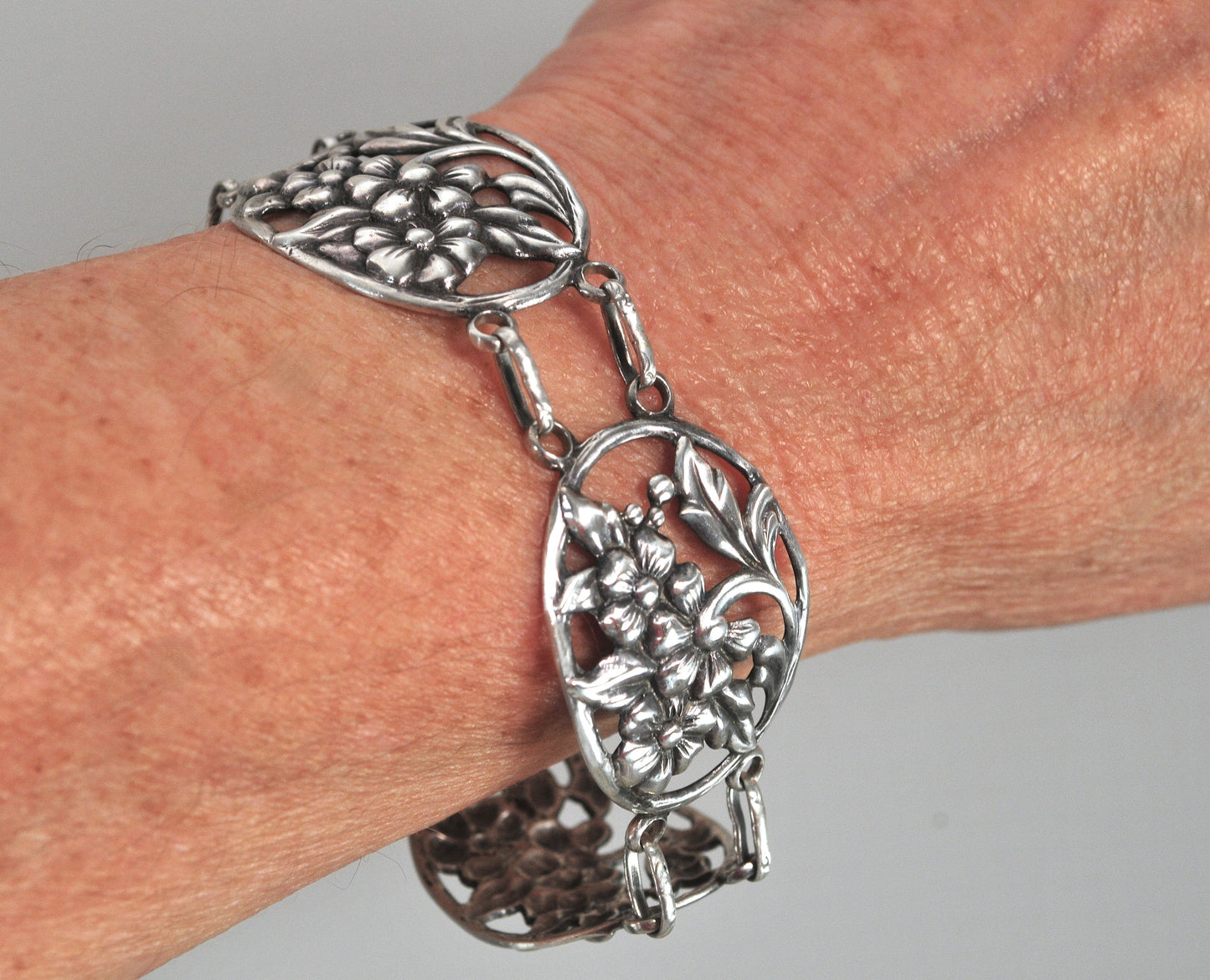 Vintage Danecraft Felch Sterling Silver Flower Bracelet