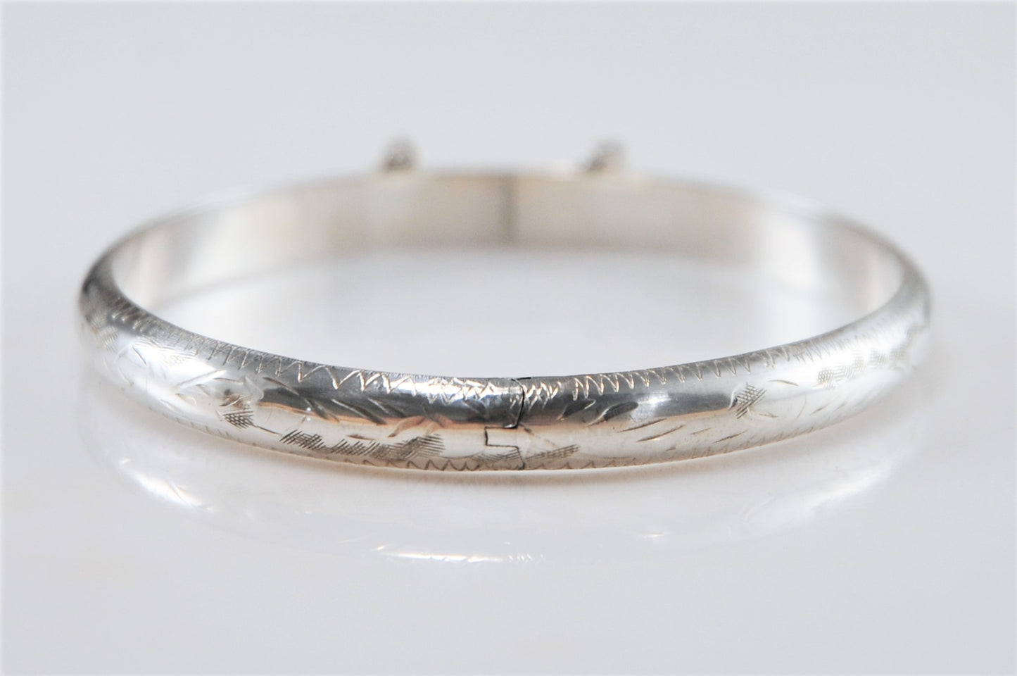 Narrow Sterling Silver Engraved Hinged Bangle, Floral Etched Bangle - silvervintagejewelry