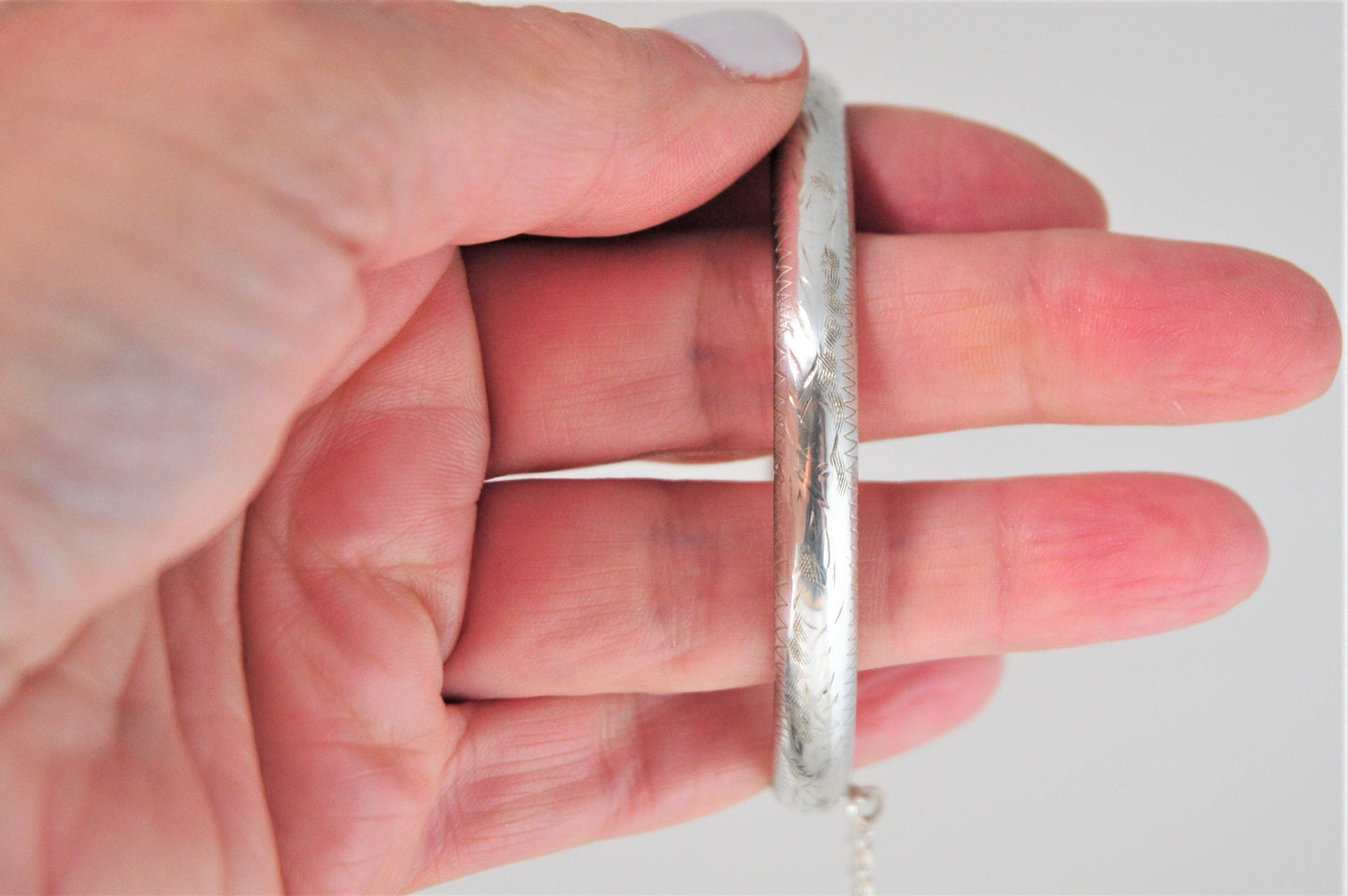 Narrow Sterling Silver Engraved Hinged Bangle, Floral Etched Bangle - silvervintagejewelry