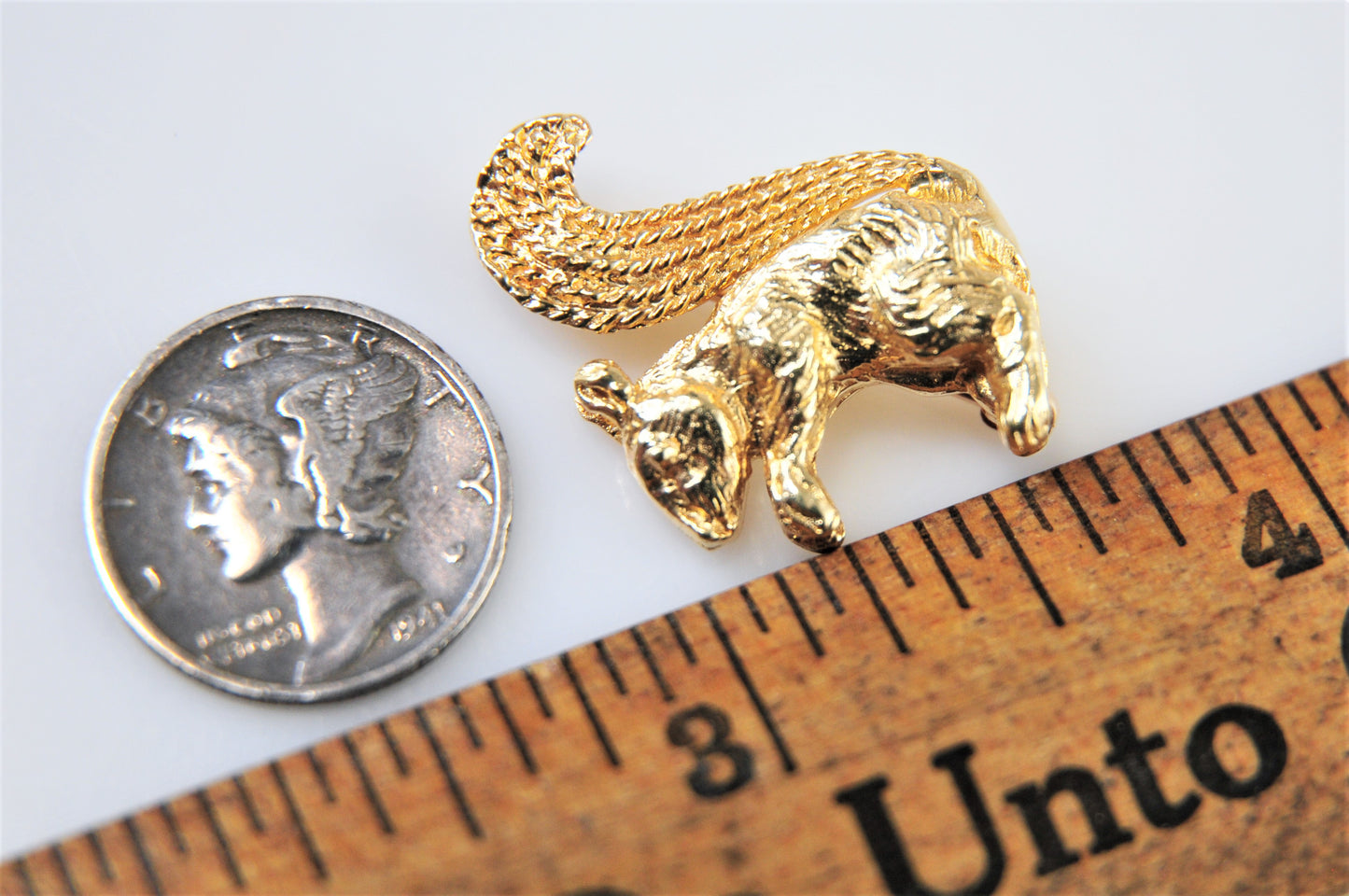 14K Gold Squirrel Brooch Pin