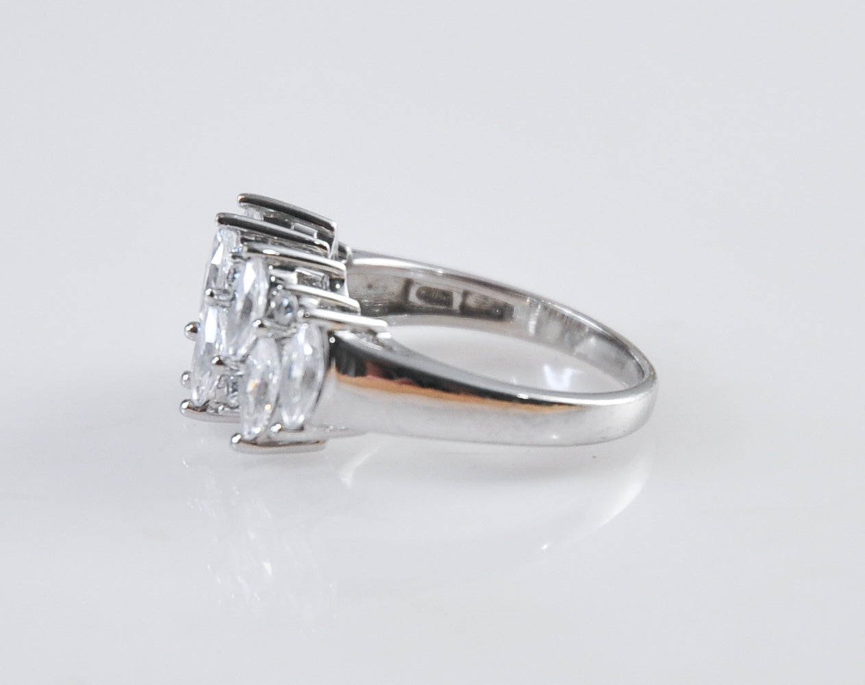 Designer 925 Sterling Silver Marquise CZ Cocktail Ring Size 7 1/2