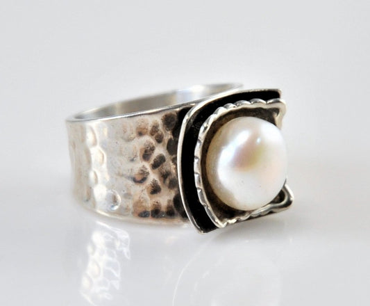 Silpada Sterling Silver Pearl Ring